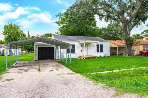 423 Elmo St, La Marque, TX 77568