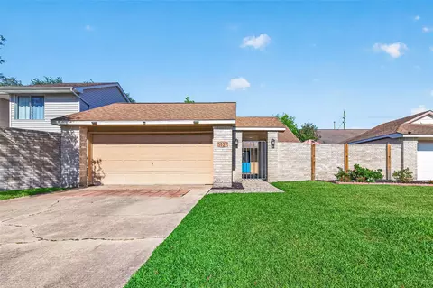3927 Heathersage Dr, Houston, TX 77084