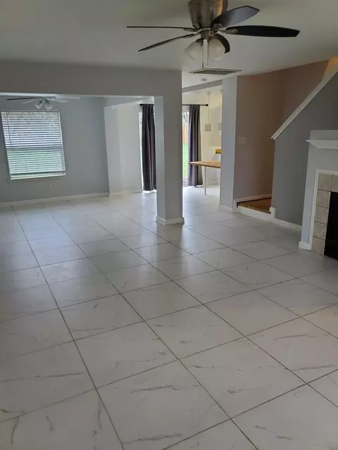 Living - 3626 Nutwood Ln, Spring, TX 77389 photo 3 of 5