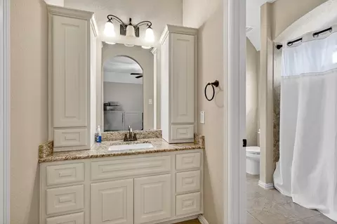 Bath - 25803 Heritage Maple Dr, Spring, TX 77389 photo 5 of 9