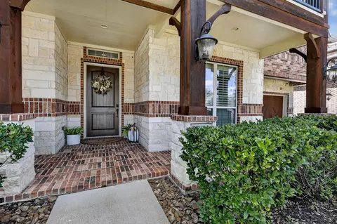 Exterior - 25803 Heritage Maple Dr, Spring, TX 77389 photo 2 of 5
