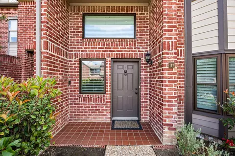 7447 Cambridge St #117, Houston, TX 77054