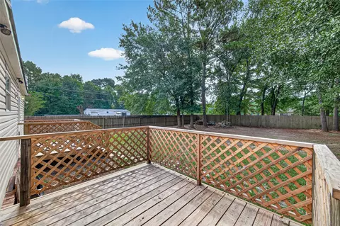 Exterior - 16396 Red Tail Hawk Ct, Conroe, TX 77302 photo 7 of 7