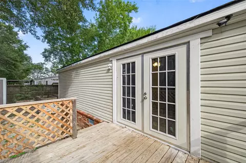 Exterior - 16396 Red Tail Hawk Ct, Conroe, TX 77302 photo 3 of 7