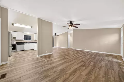 Living - 16396 Red Tail Hawk Ct, Conroe, TX 77302 photo 4 of 4