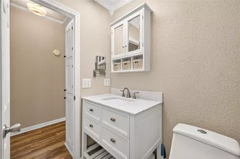 Bath - 16396 Red Tail Hawk Ct, Conroe, TX 77302 photo 6 of 6