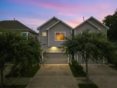2307 Clementine St, Houston, TX 77020