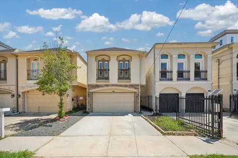 5513 Petty St #C, Houston, TX 77007