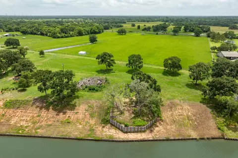 4 County Road 344, Sweeny, TX 77480 photo 4