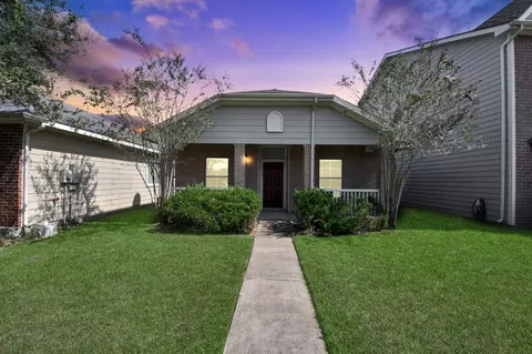 1612 Claremont Garden Cir, Houston, TX 77047