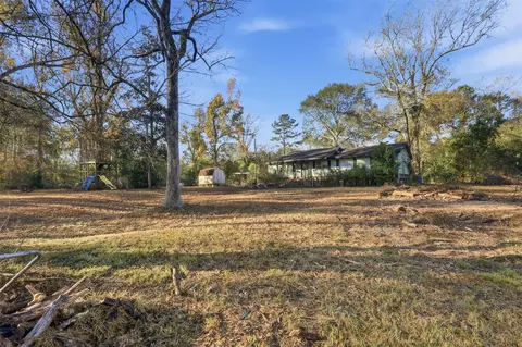 12108 N Lakewood Dr, Splendora, TX 77372