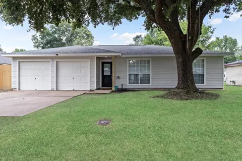 9510 Shepherd Dr, Beaumont, TX 77707