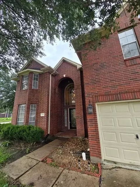 4203 Shadow Haven Dr, Fresno, TX 77545