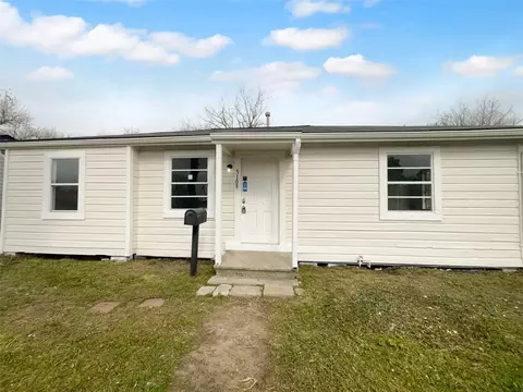 5109 Wilmington St, Houston, TX 77033