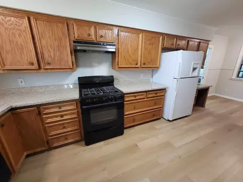 Kitchen - 706 Maple St, Sweeny, TX 77480 photo 4 of 5