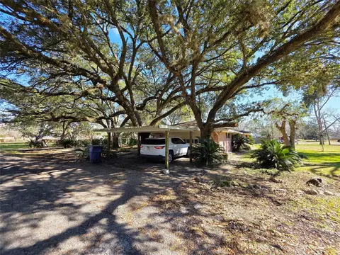 Exterior - 706 Maple St, Sweeny, TX 77480 photo 13 of 13