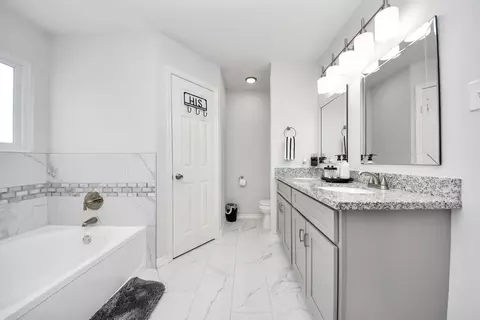 Bath - 6603 Coldstream Dr, Pasadena, TX 77505 photo 3 of 7