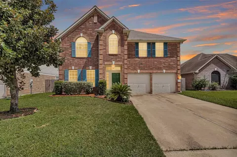 12210 Rolbury Ln, Houston, TX 77066