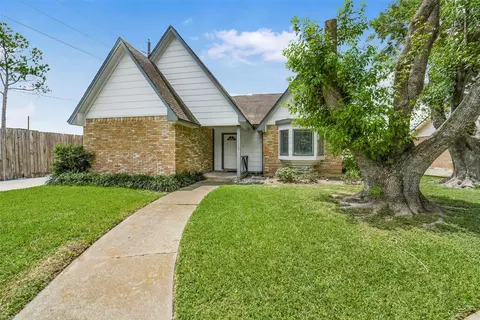4138 Club Valley Dr, Houston, TX 77082