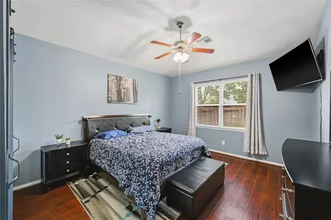 Bedroom - 7043 Windy Run Ct, Spring, TX 77379 photo 1 of 9