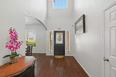 Entry Way - 7043 Windy Run Ct, Spring, TX 77379 photo 3 of 8