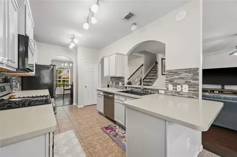 Kitchen - 7043 Windy Run Ct, Spring, TX 77379 photo 2 of 4
