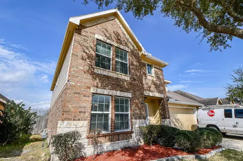 10439 Lauren Creek Dr, Baytown, TX 77523
