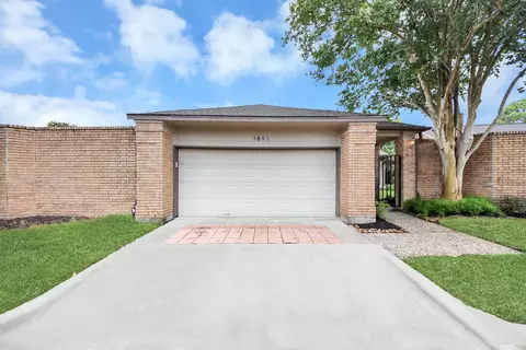1615 Newcomb Way, Houston, TX 77058