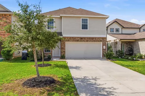 Exterior - 3653 Cub Dr, Conroe, TX 77301 photo 3 of 6