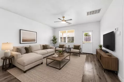 Living - 3653 Cub Dr, Conroe, TX 77301 photo 2 of 4
