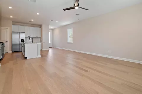 Living - 1107 Campside Dr, Beasley, TX 77417 photo 2 of 4