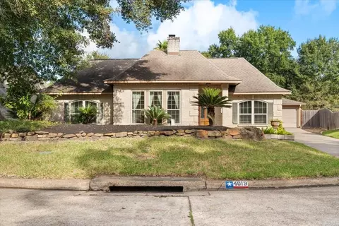 4019 Valley Haven Dr, Kingwood, TX 77339