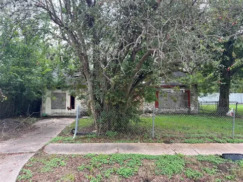 7331 England St, Houston, TX 77021
