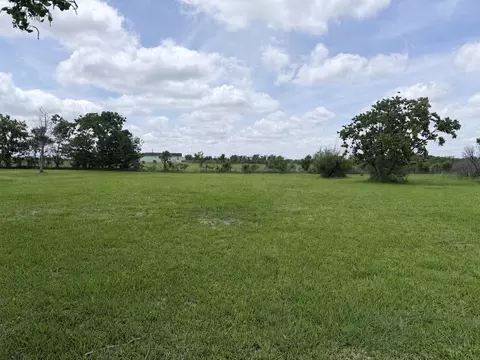 lot S 56 Bastrop St, Angleton, TX 77515