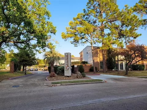 6001 Reims Rd #405, Houston, TX 77036