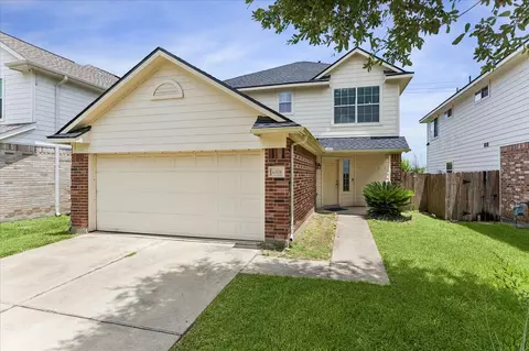4918 Grasilla Dr, Houston, TX 77045