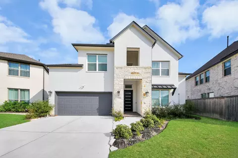 26022 Golden Dawn Trl, Richmond, TX 77406