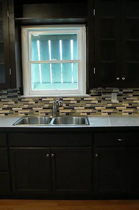 Kitchen - 1110 E 27th St, Houston, TX 77009 photo 5 of 7