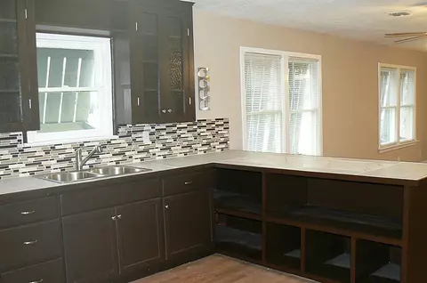 Kitchen - 1110 E 27th St, Houston, TX 77009 photo 4 of 7