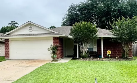 2307 Old Oak Ln, Kingwood, TX 77339