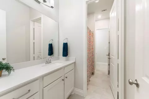 Entry Way - 28431 Sunrise View Dr, Spring, TX 77386 photo 3 of 4
