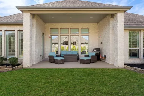 Exterior - 28431 Sunrise View Dr, Spring, TX 77386 photo 4 of 4