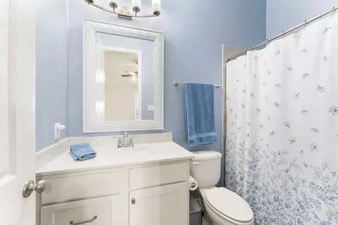 Bath - 28431 Sunrise View Dr, Spring, TX 77386 photo 3 of 3