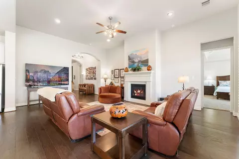 Living - 28431 Sunrise View Dr, Spring, TX 77386 photo 2 of 3