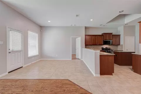 Living - 434 Carson Ridge Dr, Spring, TX 77386 photo 4 of 5