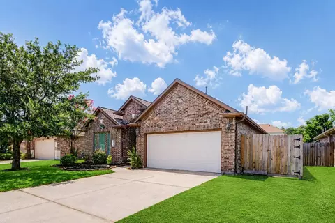 Exterior - 434 Carson Ridge Dr, Spring, TX 77386 photo 7 of 12