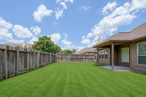 Exterior - 434 Carson Ridge Dr, Spring, TX 77386 photo 5 of 12