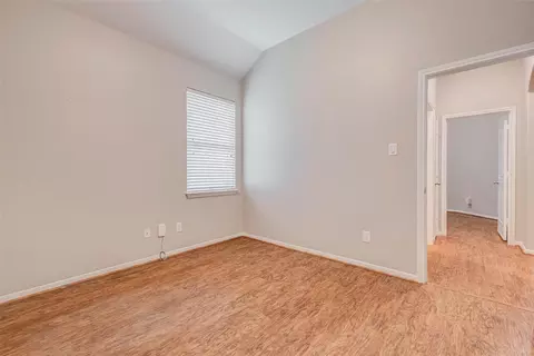 Bedroom - 434 Carson Ridge Dr, Spring, TX 77386 photo 6 of 7