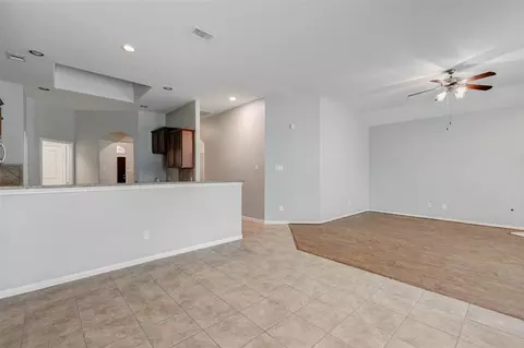Living - 434 Carson Ridge Dr, Spring, TX 77386 photo 2 of 5