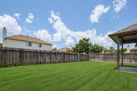 Exterior - 434 Carson Ridge Dr, Spring, TX 77386 photo 6 of 12